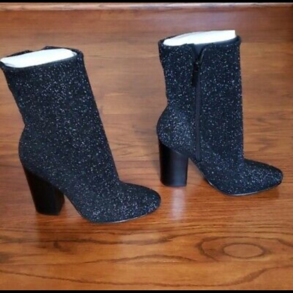 Kendall and Kylie Women’s Hailey Ankle Boot